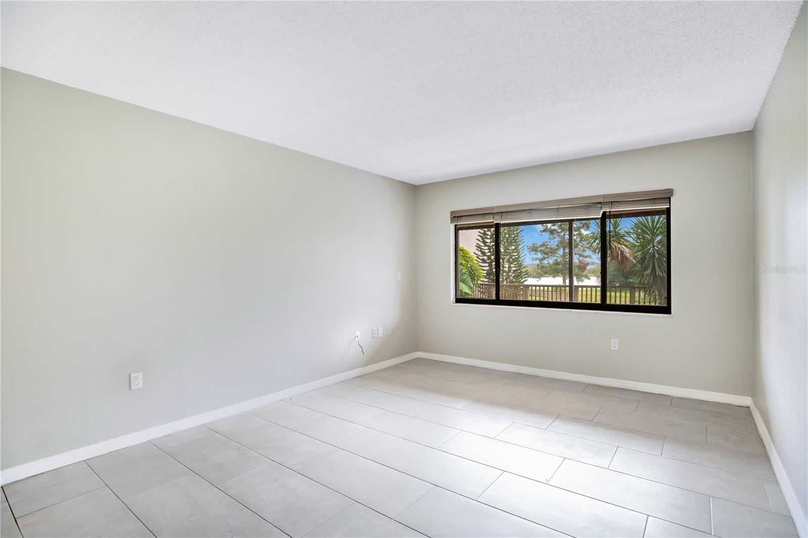 LAKE LOTUS CLUB 5 A CONDO REP - Residential