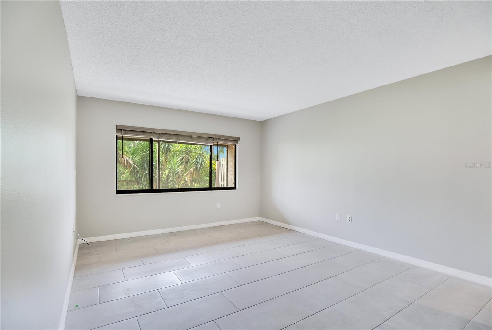 LAKE LOTUS CLUB 5 A CONDO REP - Residential