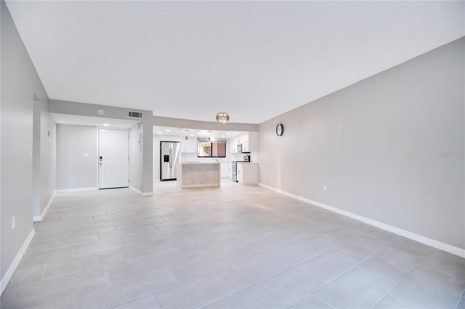 LAKE LOTUS CLUB 5 A CONDO REP - Residential