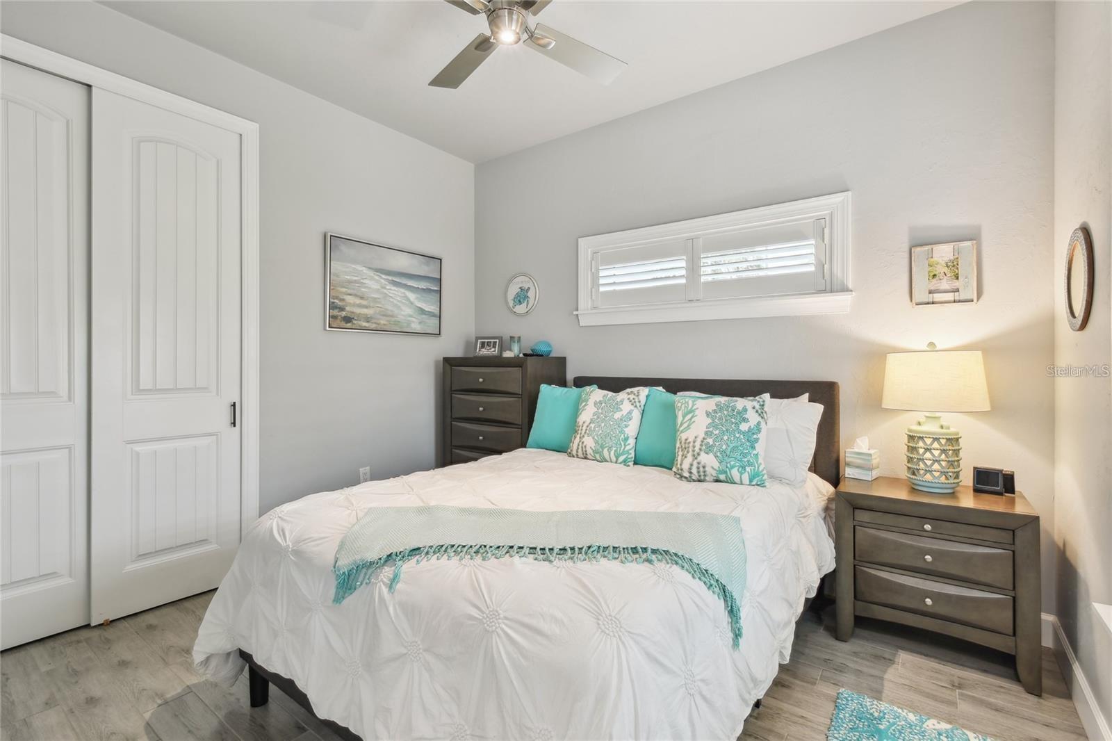 THORNTON CRK MOTORCOACH RESIDENCE - Residential