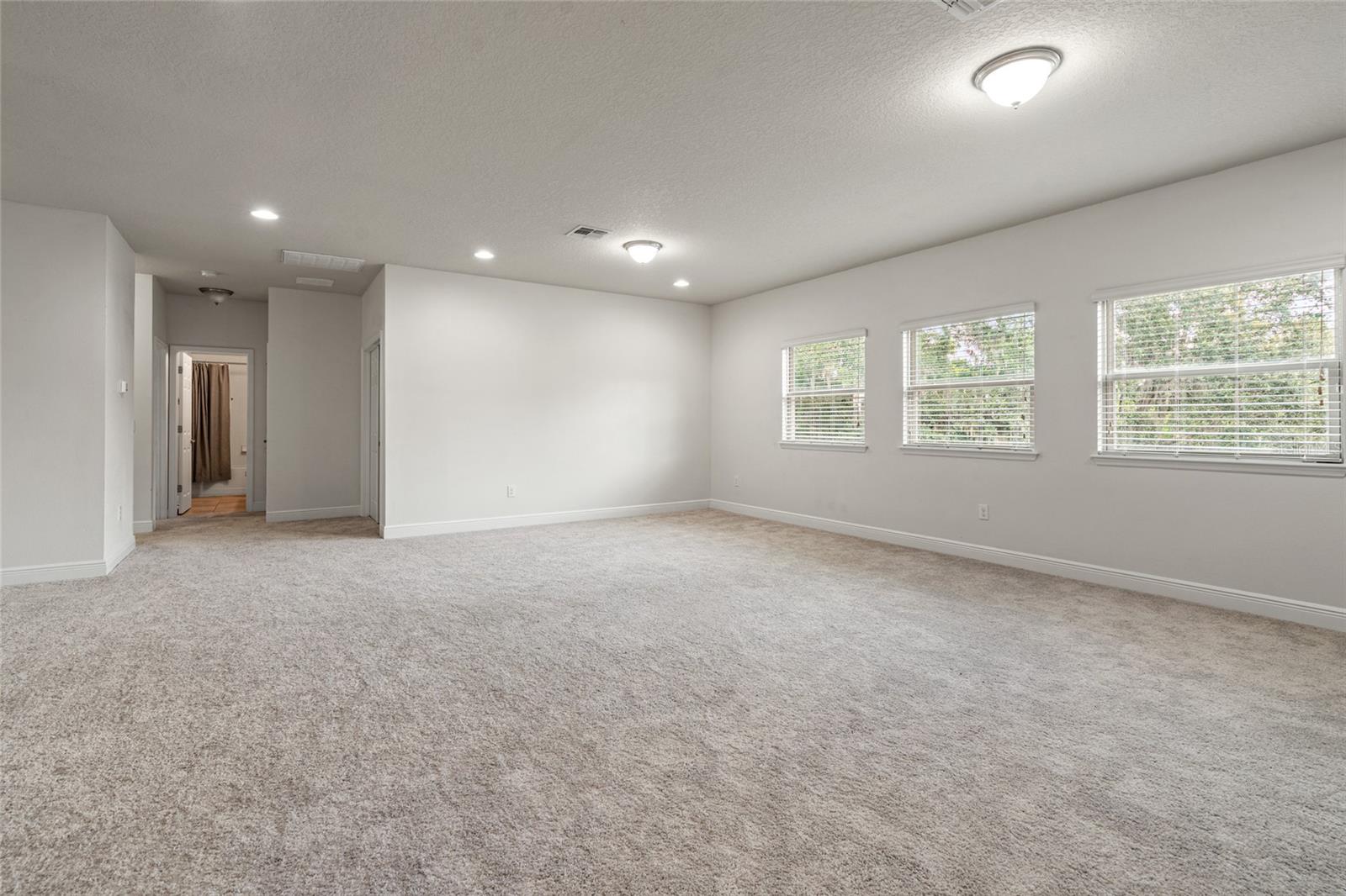 WELLINGTON MANOR PH 2 - Residential