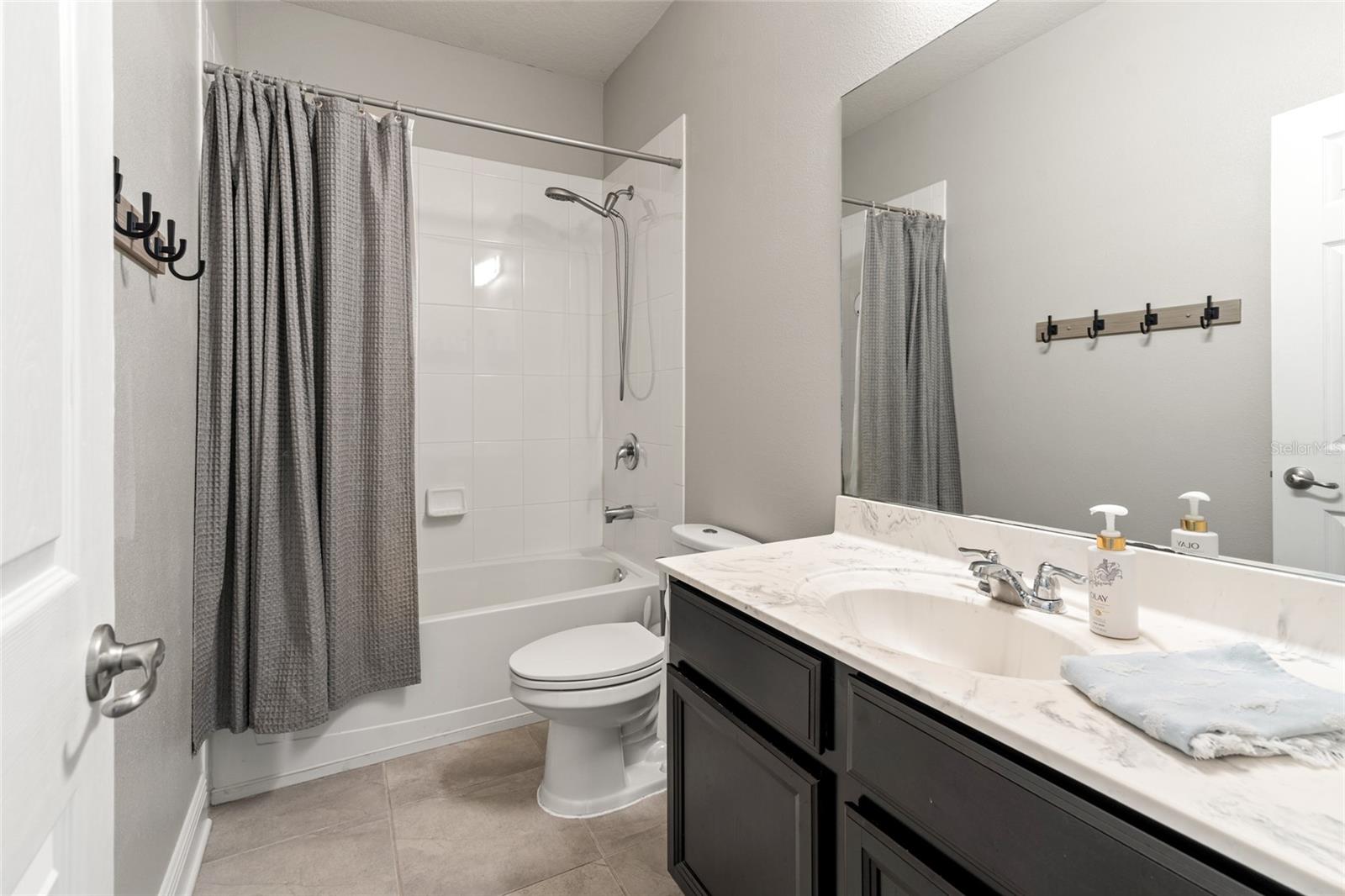 WELLINGTON MANOR PH 2 - Residential