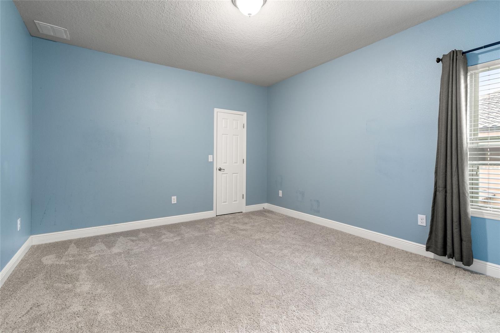 WELLINGTON MANOR PH 2 - Residential