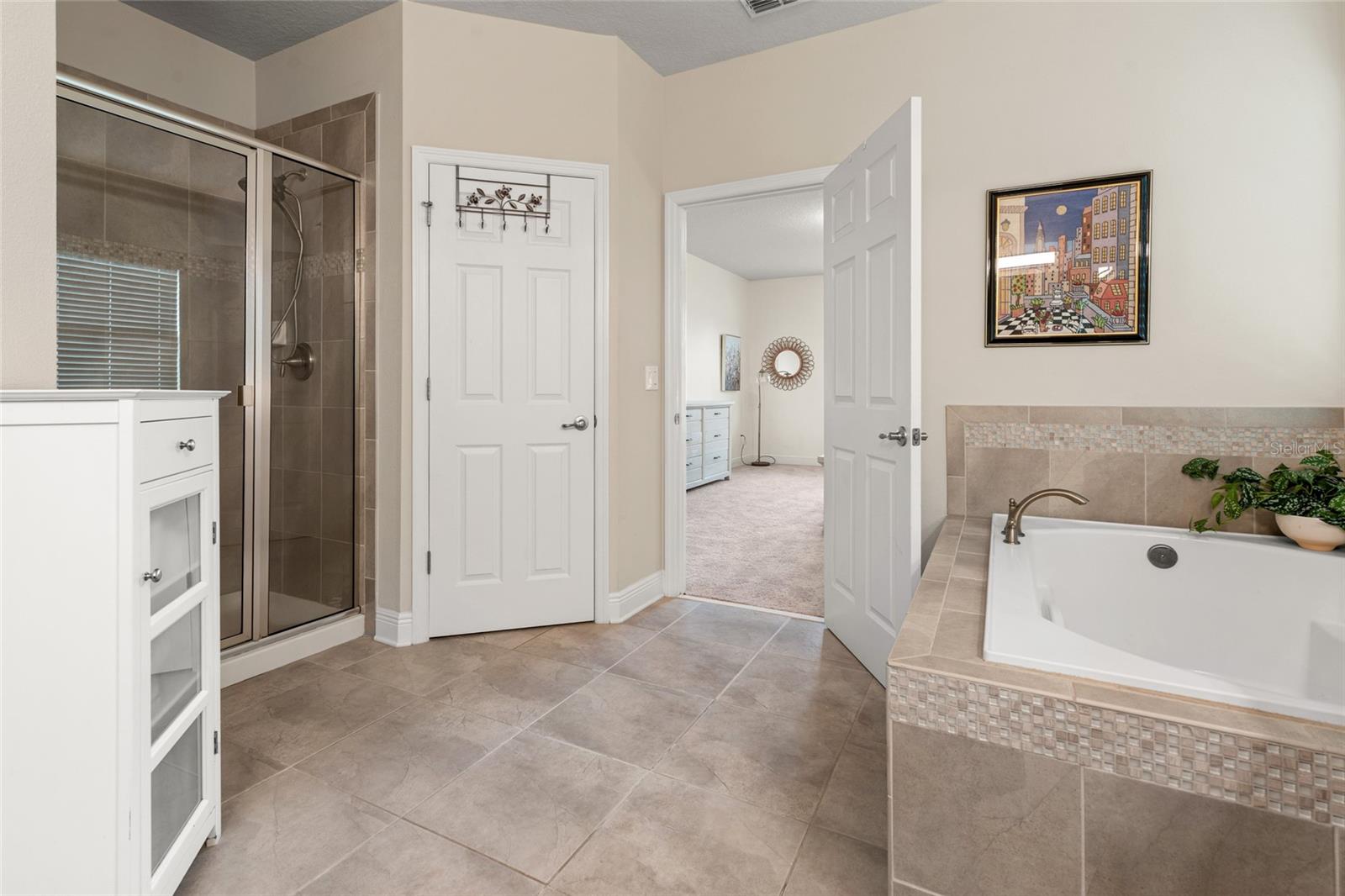 WELLINGTON MANOR PH 2 - Residential
