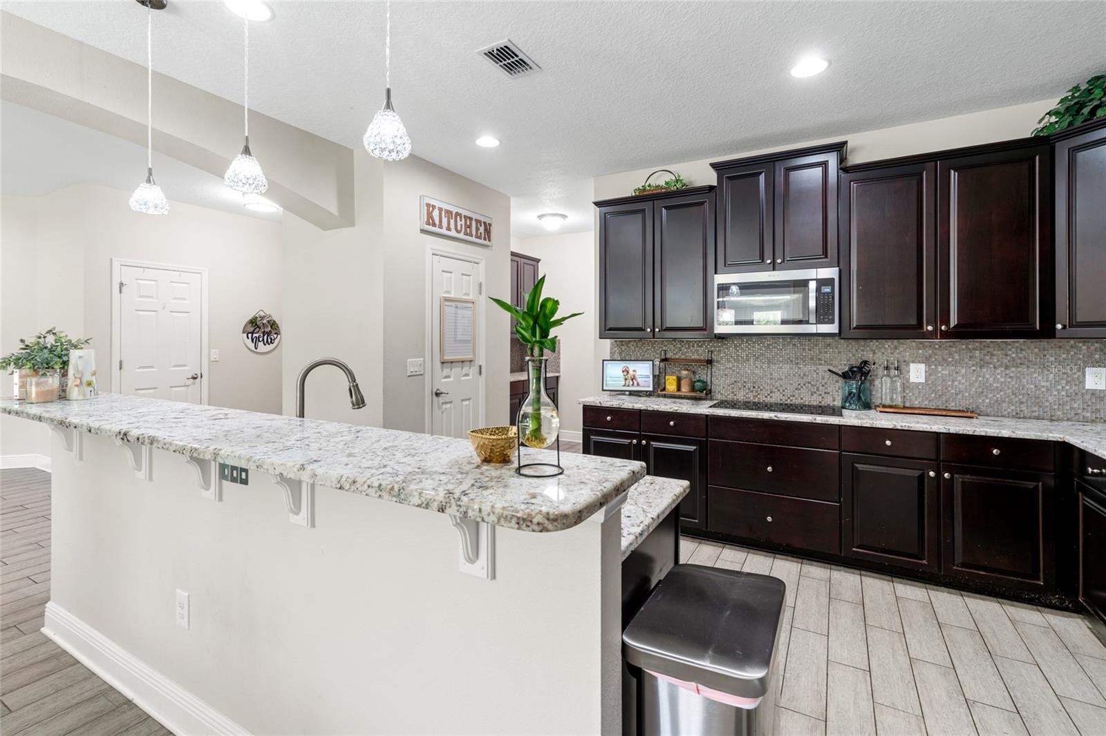 WELLINGTON MANOR PH 2 - Residential