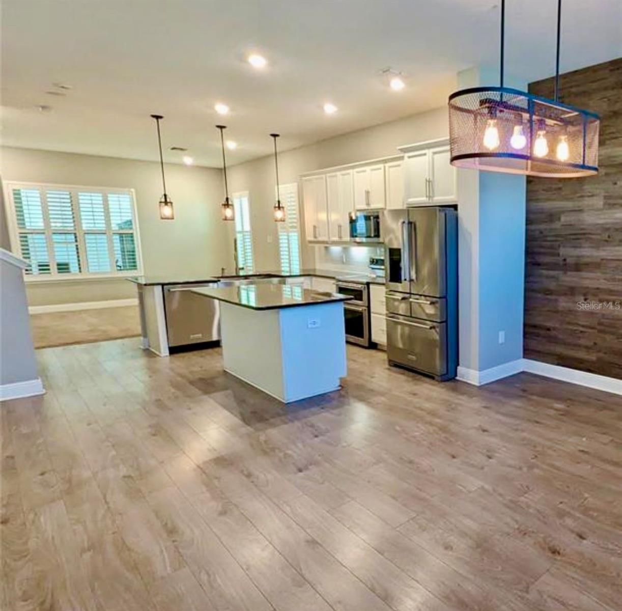 WINDERMERE TRLS PH 3B - Residential Lease