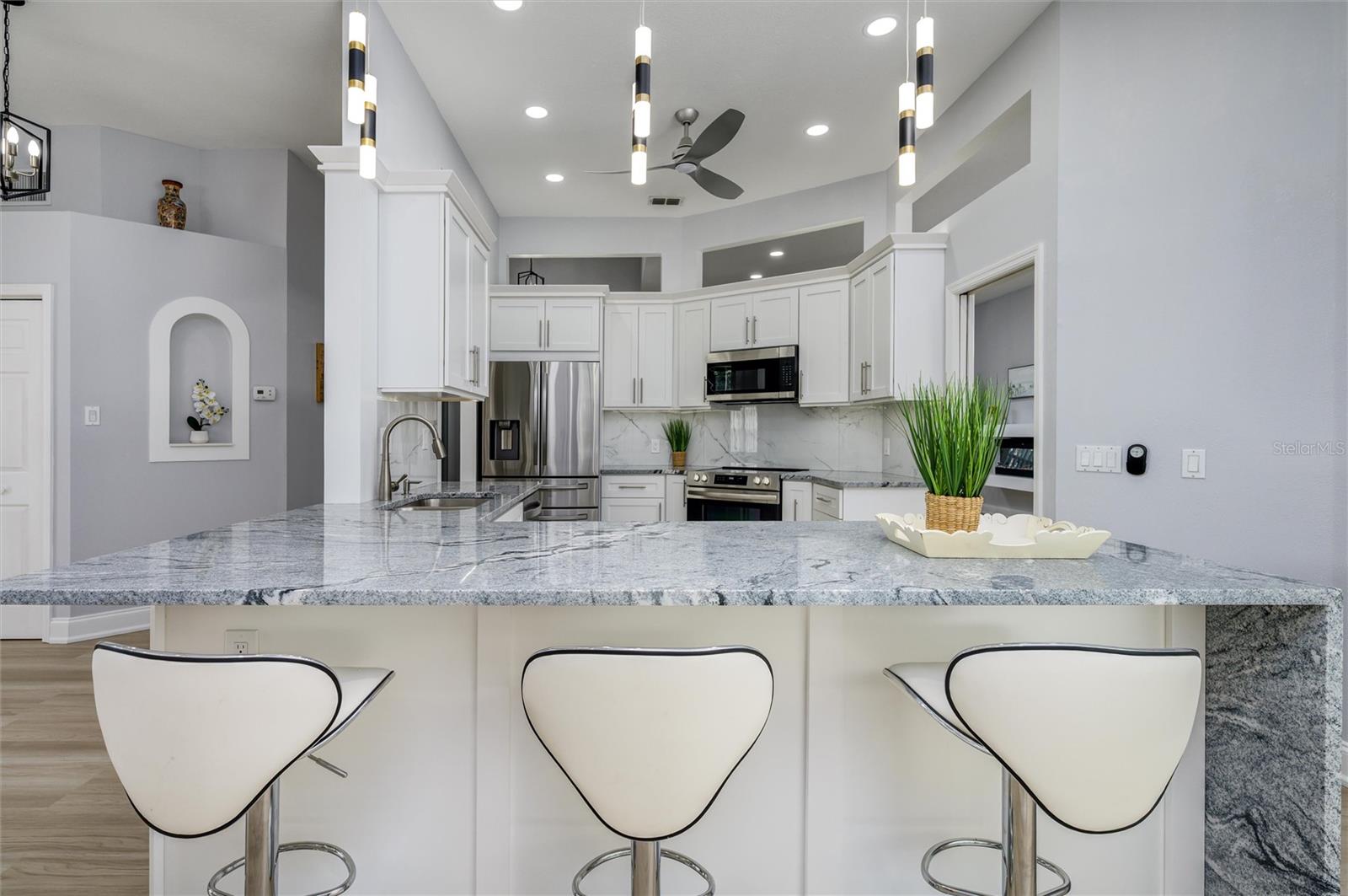 HUNTERS RIDGE - Residential