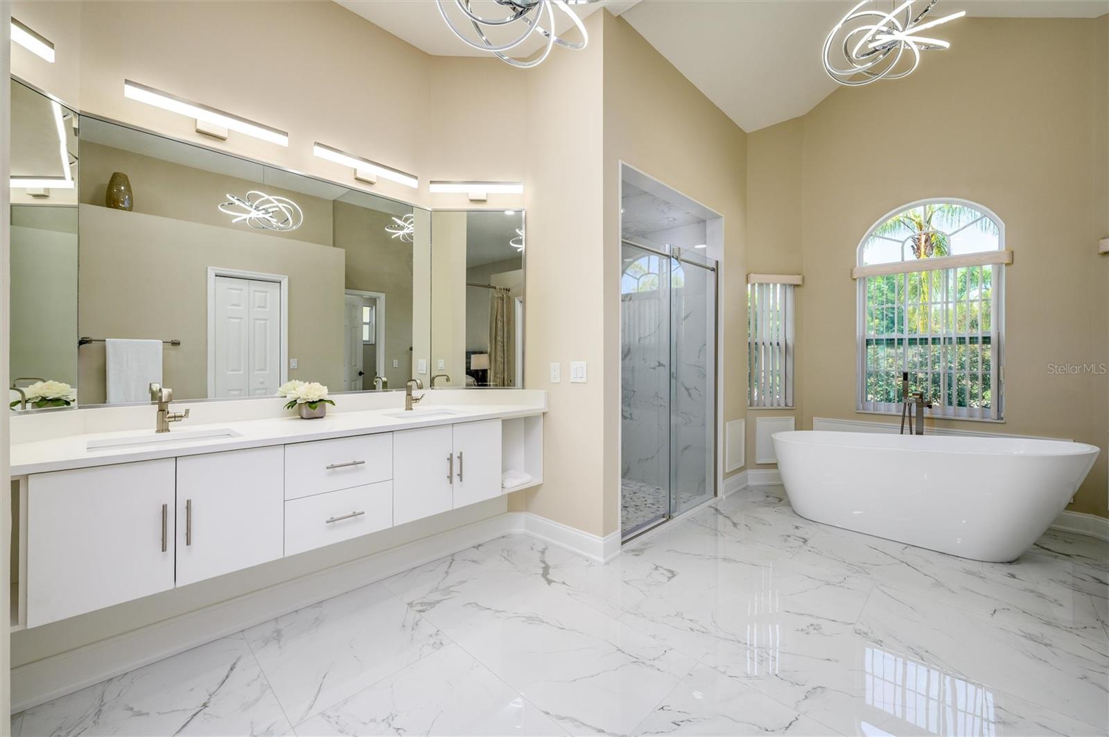 HUNTERS RIDGE - Residential