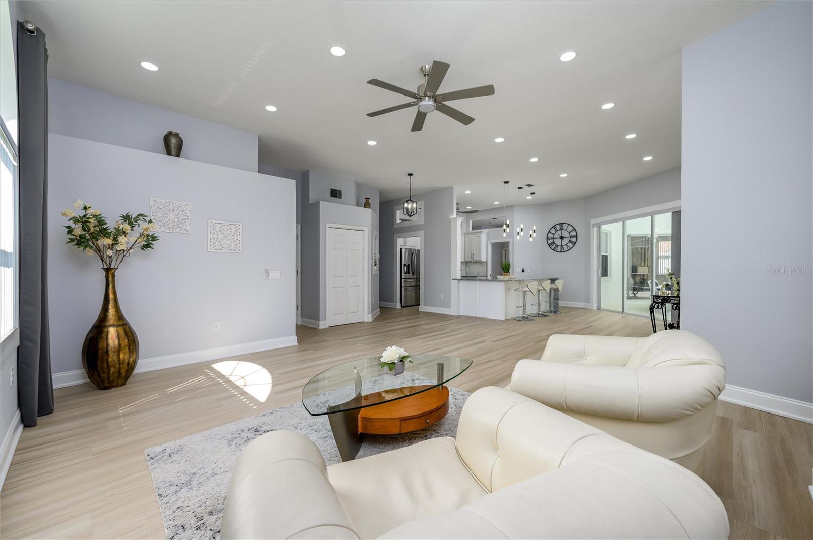 HUNTERS RIDGE - Residential