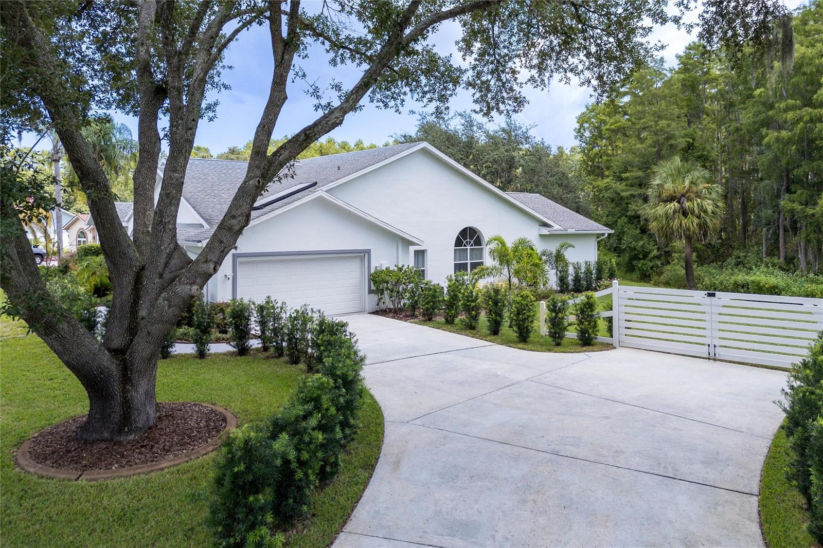 HUNTERS RIDGE - Residential