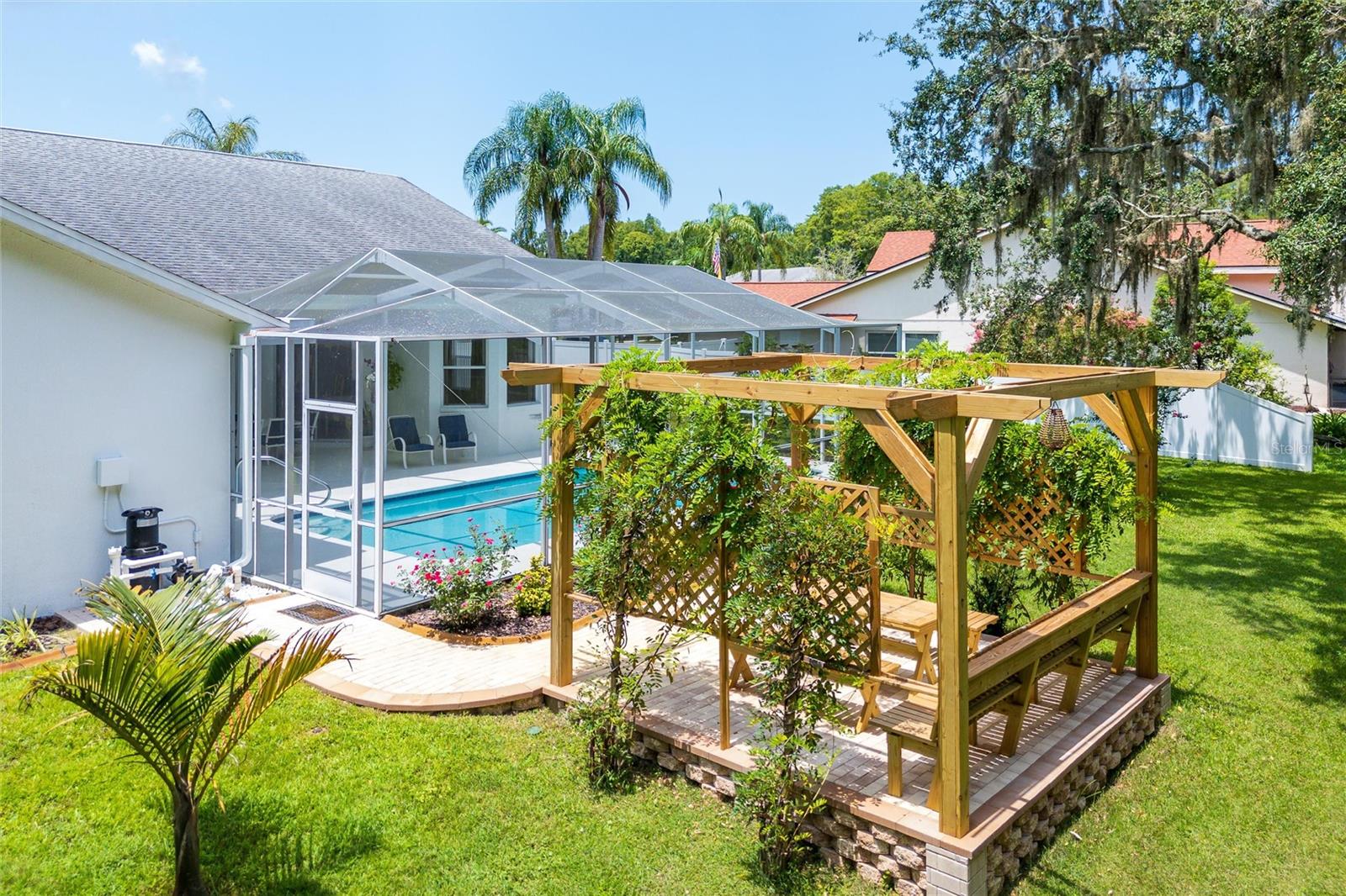 HUNTERS RIDGE - Residential