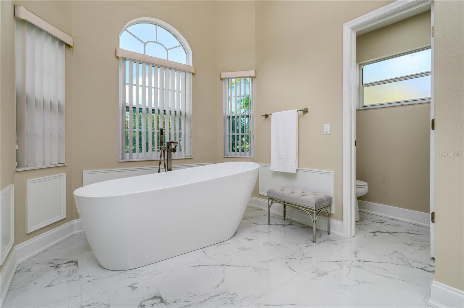 HUNTERS RIDGE - Residential