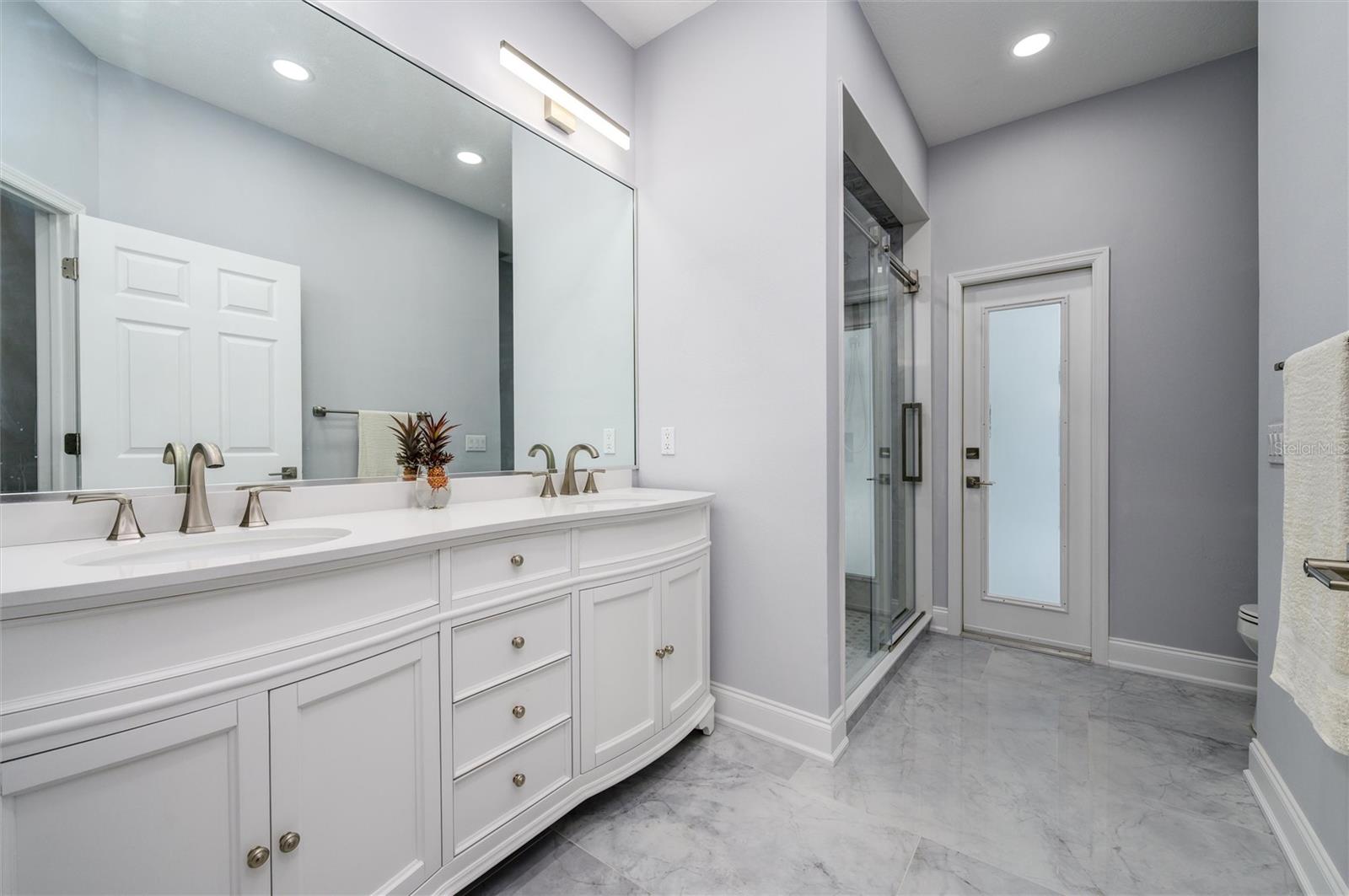 HUNTERS RIDGE - Residential