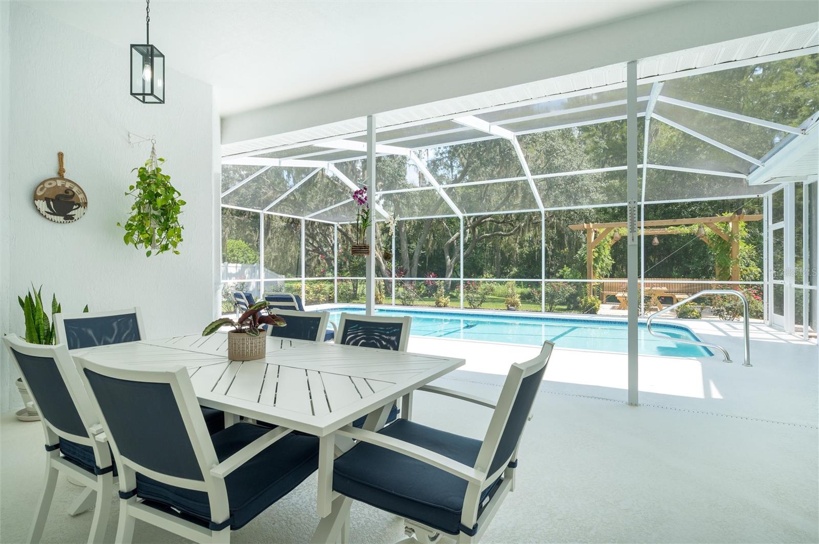 HUNTERS RIDGE - Residential