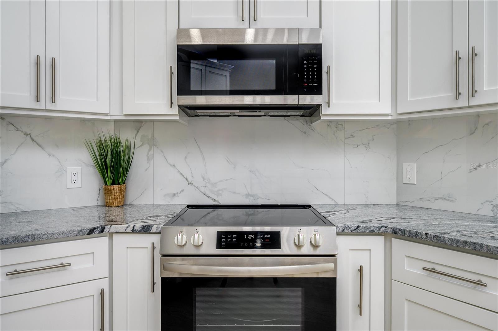 HUNTERS RIDGE - Residential