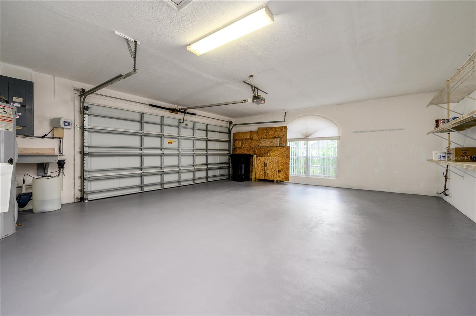 HUNTERS RIDGE - Residential