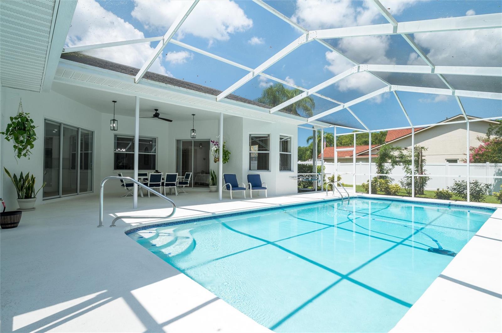 HUNTERS RIDGE - Residential