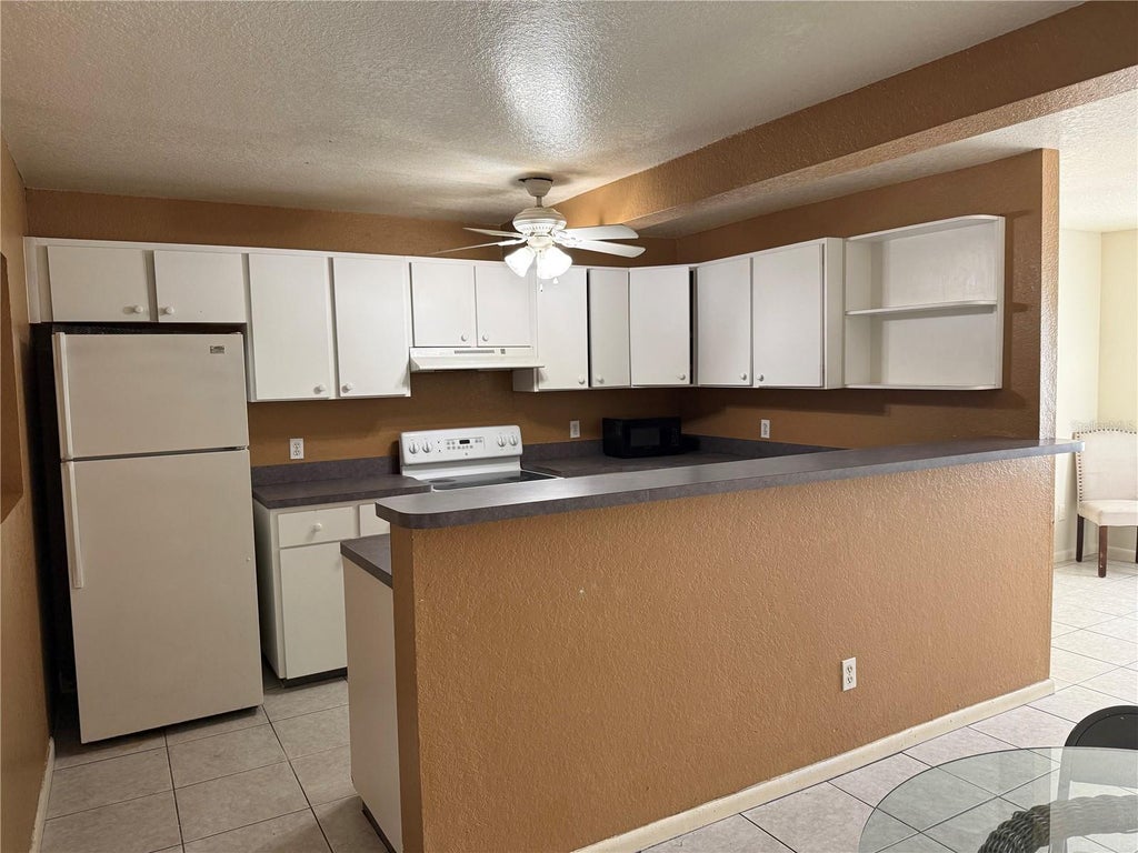 Photo of 5401 Hermosa Street, Orlando, FL 32807 (MLS # O6442362)