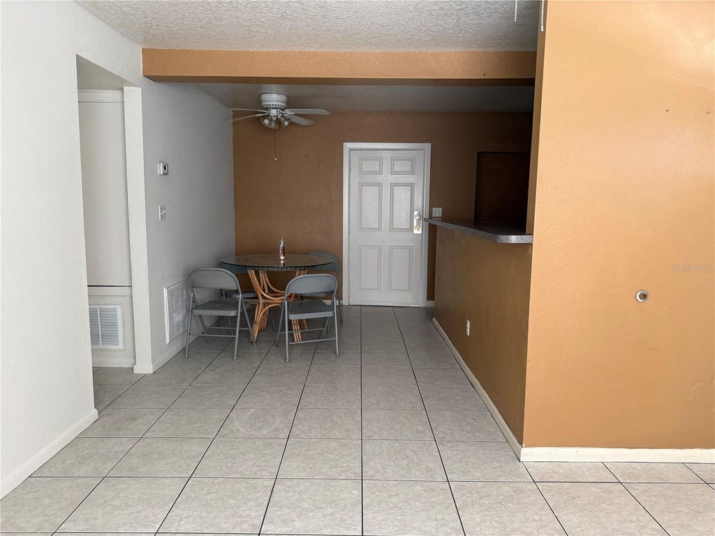 Photo of 5401 Hermosa Street, Orlando, FL 32807 (MLS # O6442362)