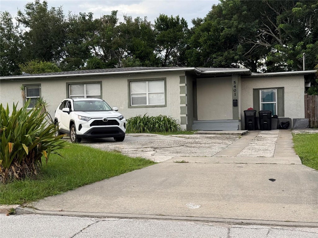 Photo of 5401 Hermosa Street, Orlando, FL 32807 (MLS # O6442362)