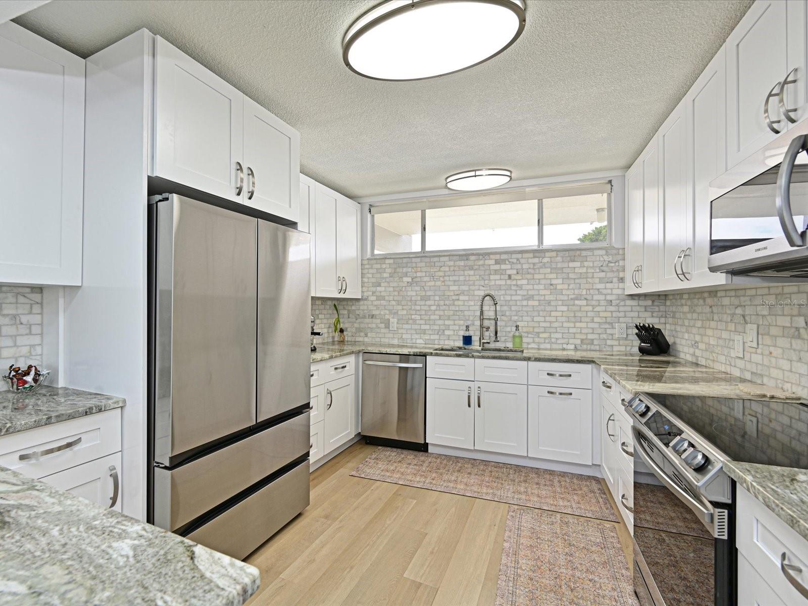 SANDS POINT - Residential