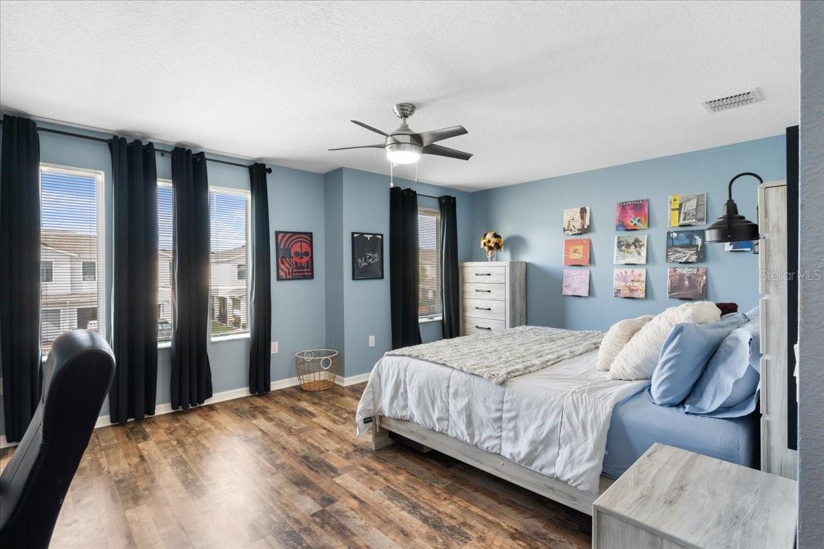 BELLA PARC - Residential