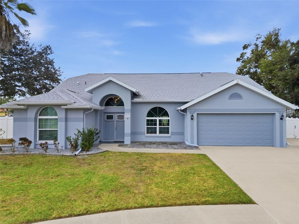 Photo of 9823 Sunnyoak Drive, Riverview, FL 33569 (MLS # W7881220)