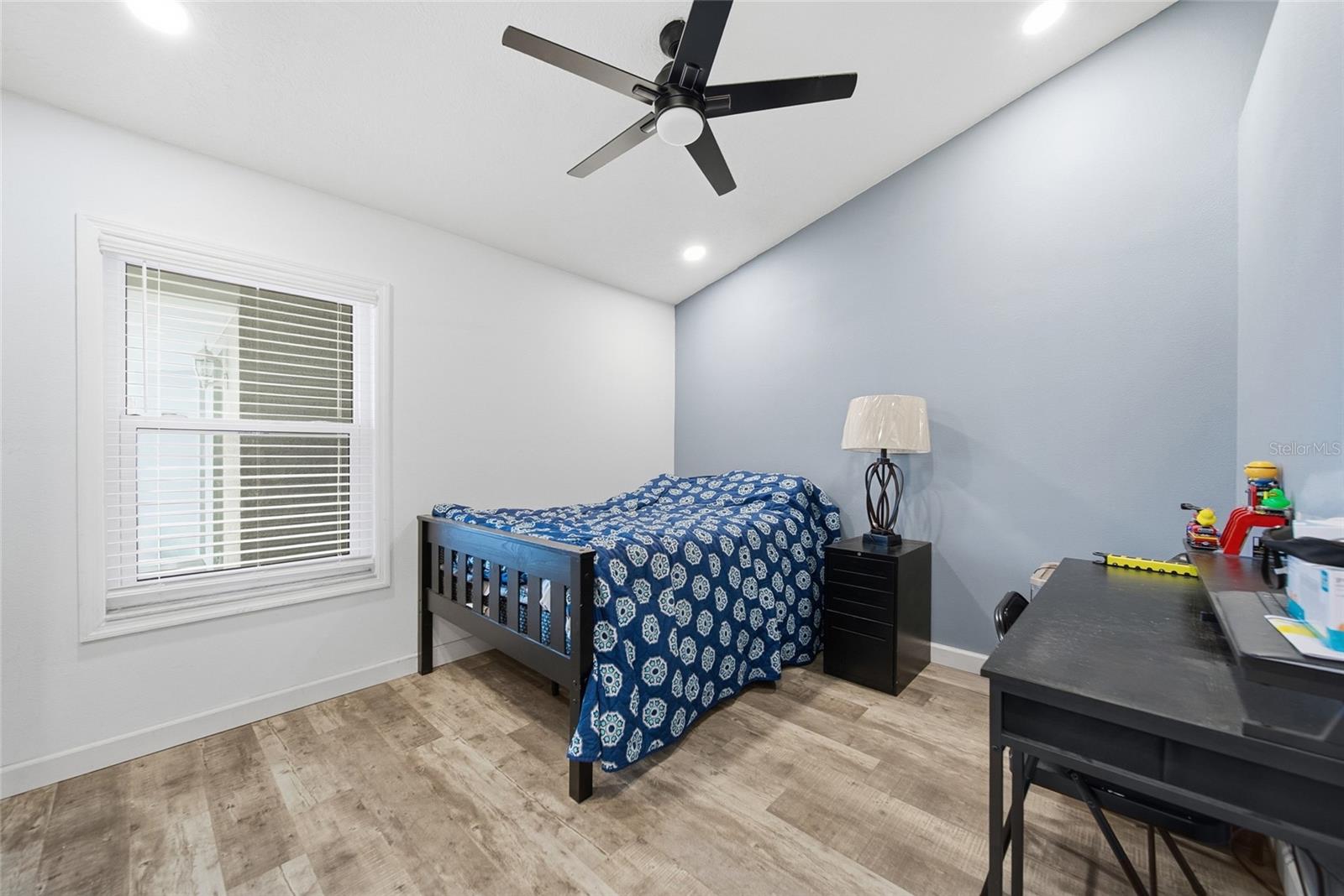 2SG | RIVERGLEN UNIT 2 - Residential