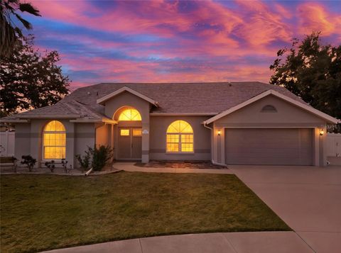 Photo of 9823 Sunnyoak Drive, Riverview, FL 33569 (MLS # W7881220)