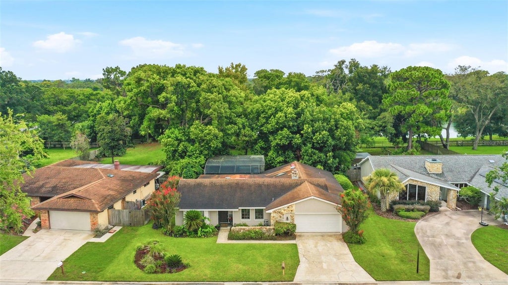 Photo of 207 Atherstone Court, Longwood, FL 32779 (MLS # O6425308)