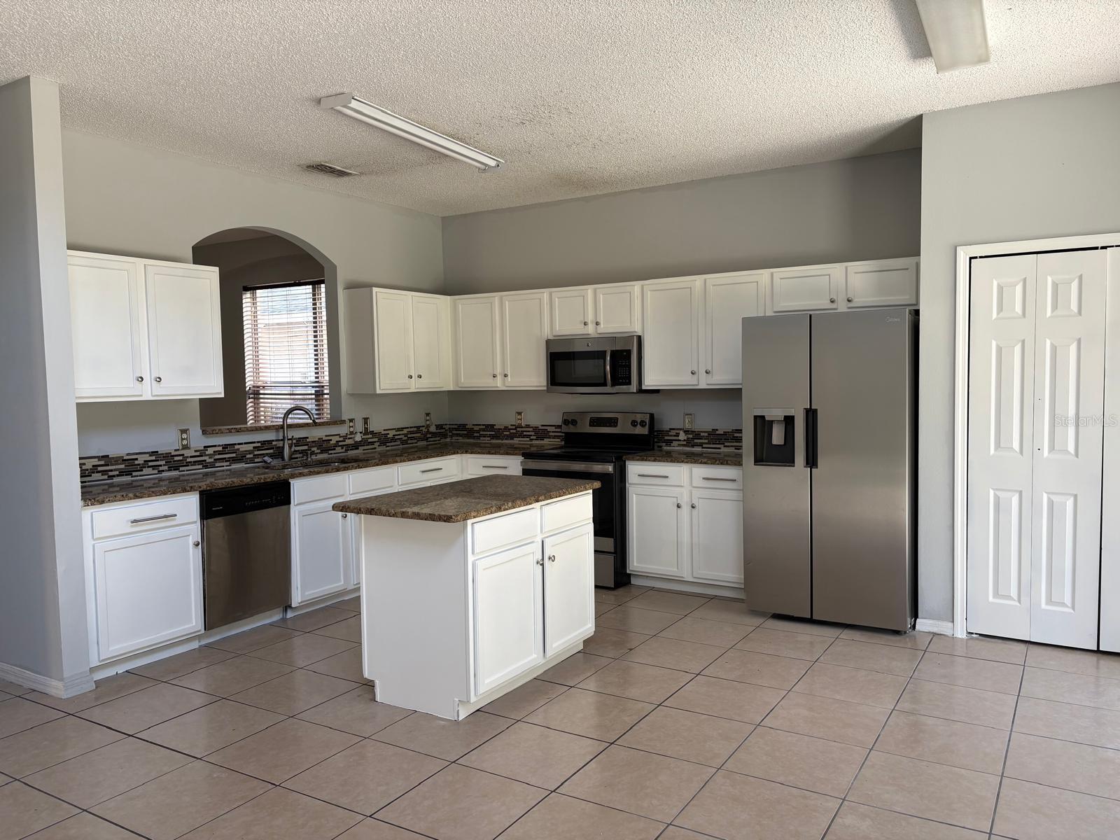 KOKOMO BAY PH 02 - Residential Lease
