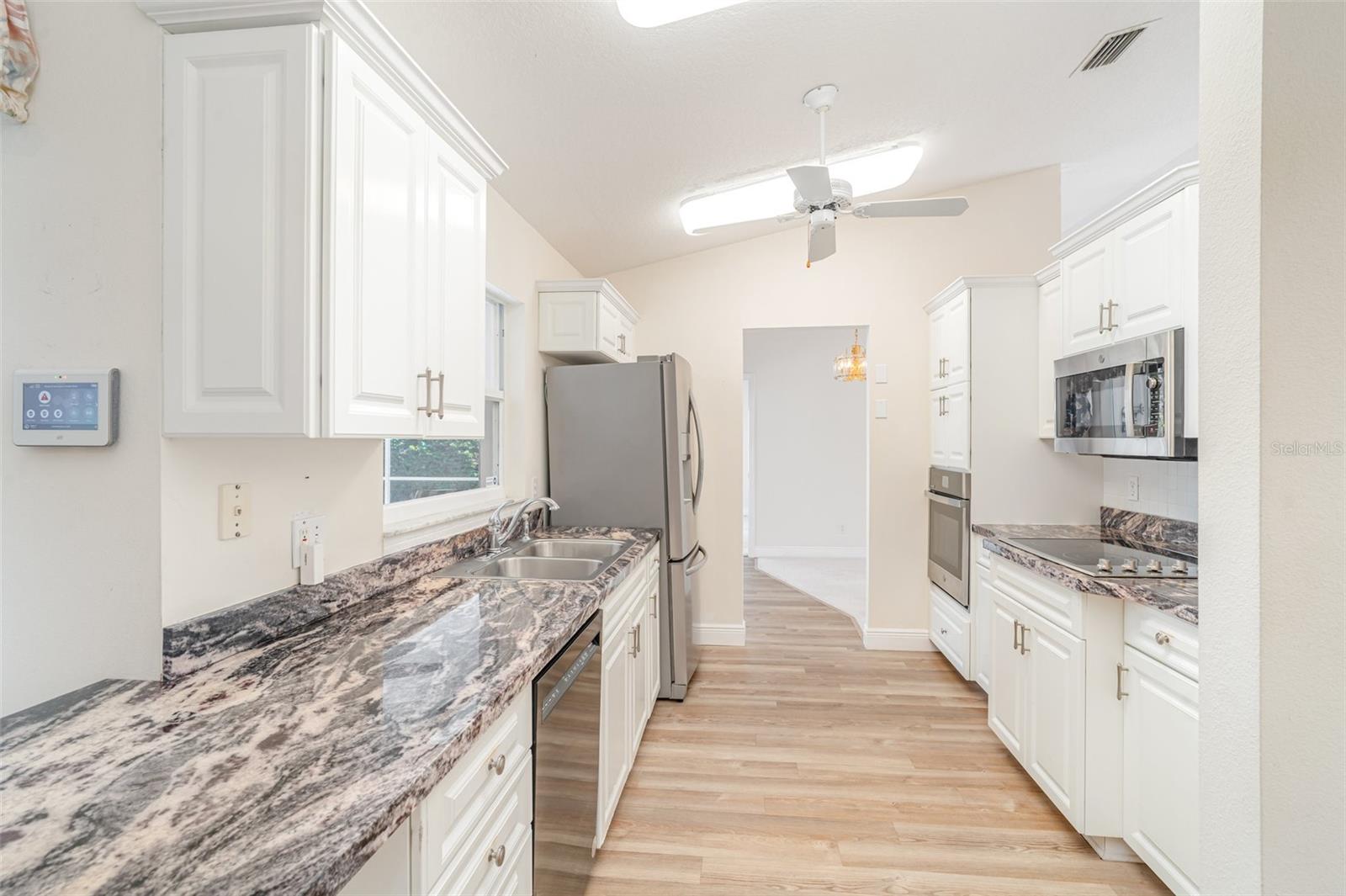 PALM COURT VILLAS PH 10 - Residential