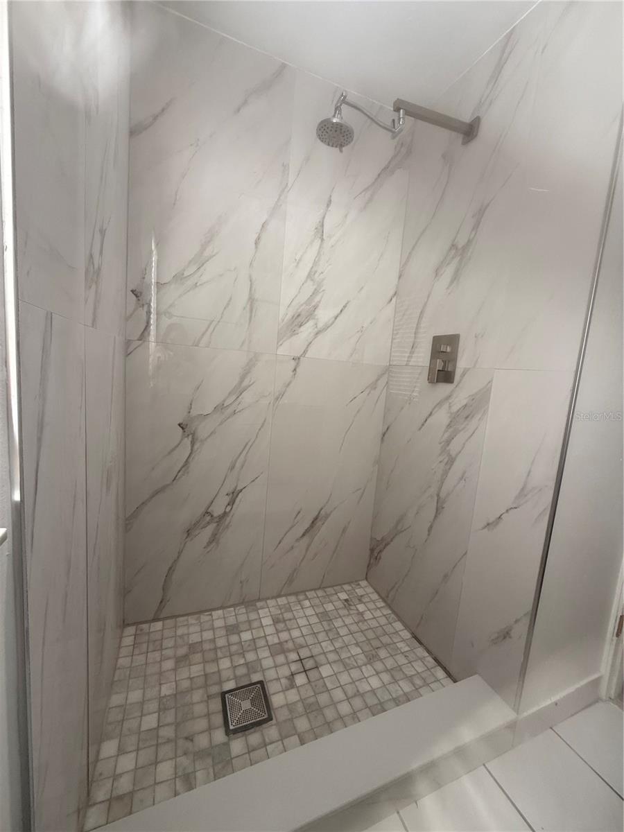 GATES AT BOCA CIEGA CONDO - Residential Lease