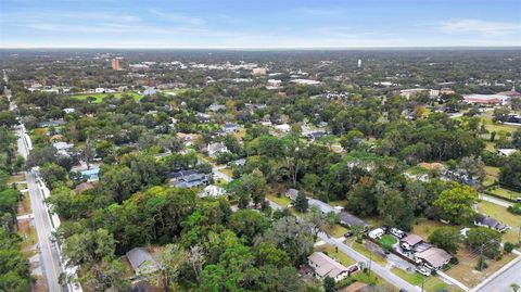 A home in DELAND