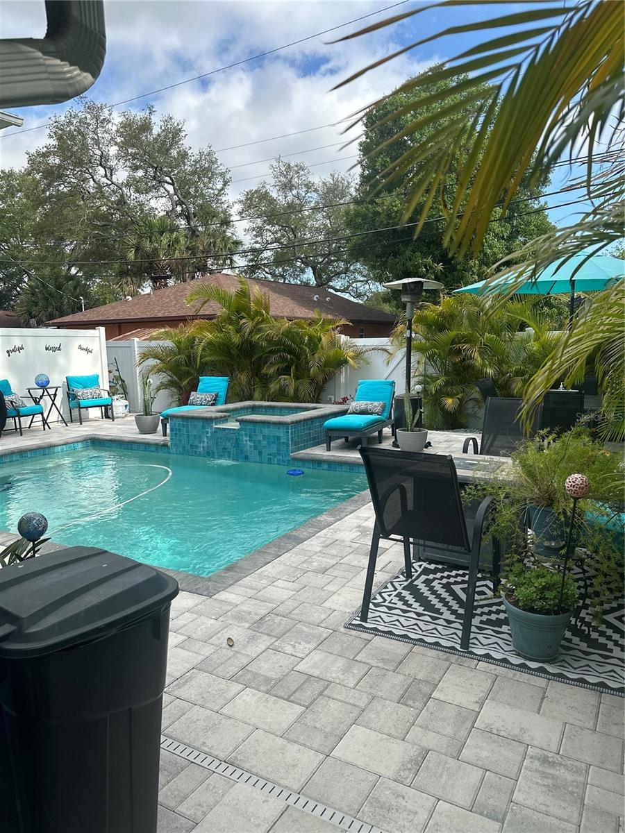 PRATHERS FOURTH ROYAL - Residential