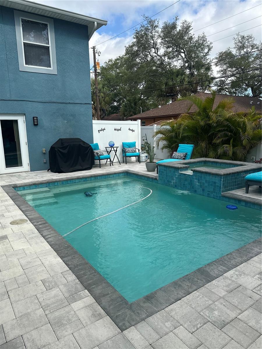 PRATHERS FOURTH ROYAL - Residential