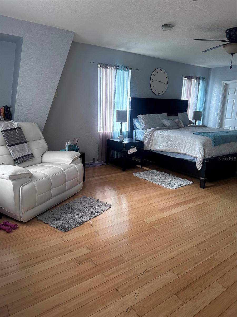 PRATHERS FOURTH ROYAL - Residential