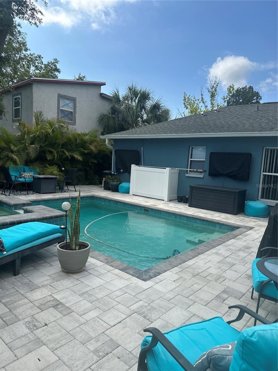 PRATHERS FOURTH ROYAL - Residential