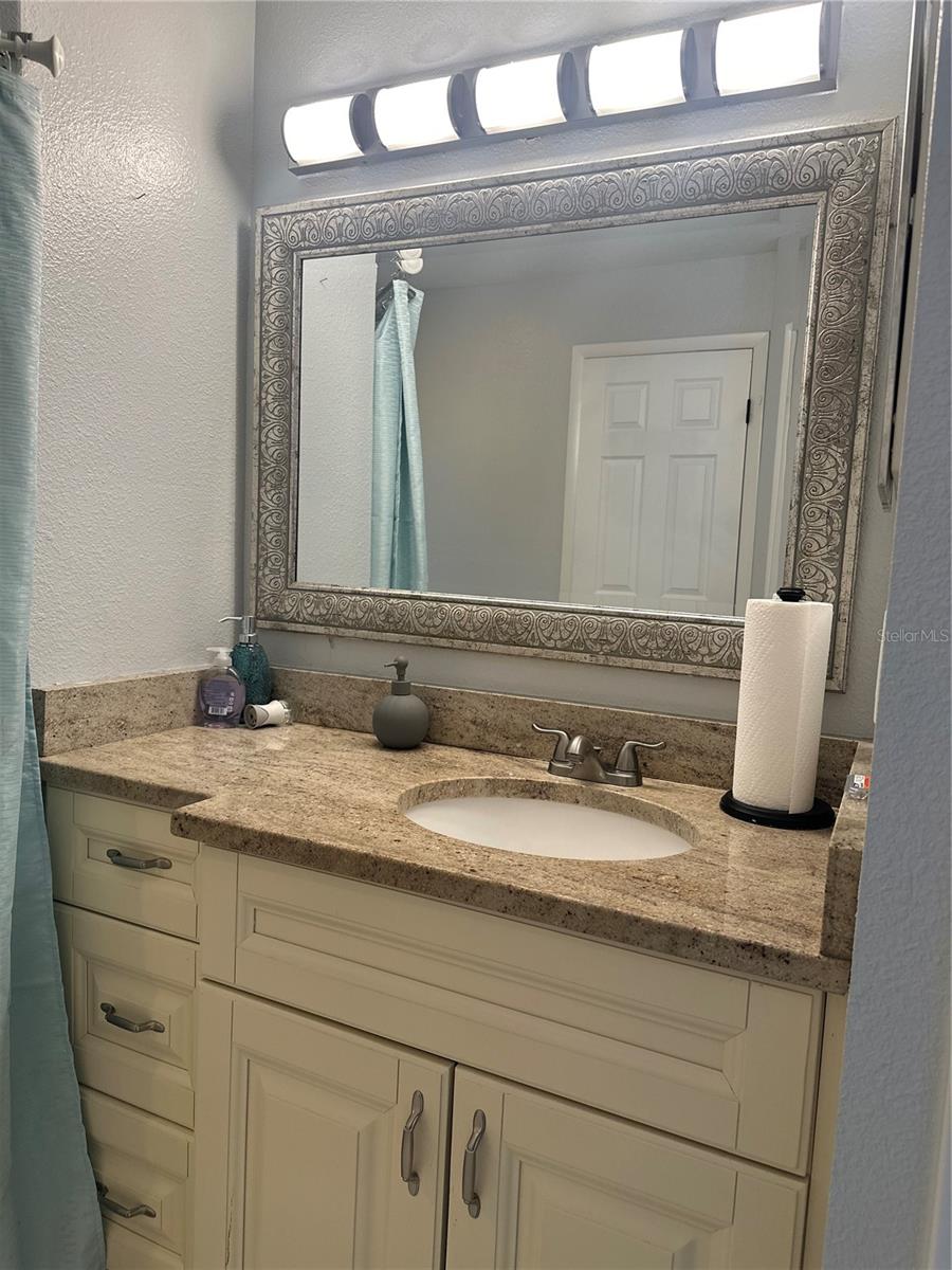 PRATHERS FOURTH ROYAL - Residential