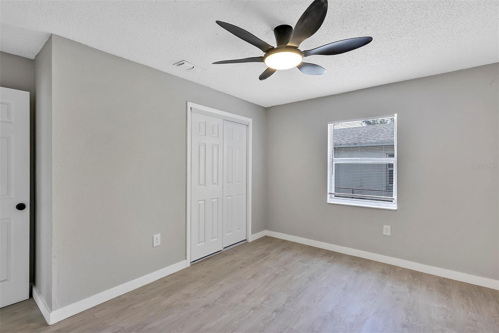 SEMINOLE LAKE ESTATES - Residential Lease