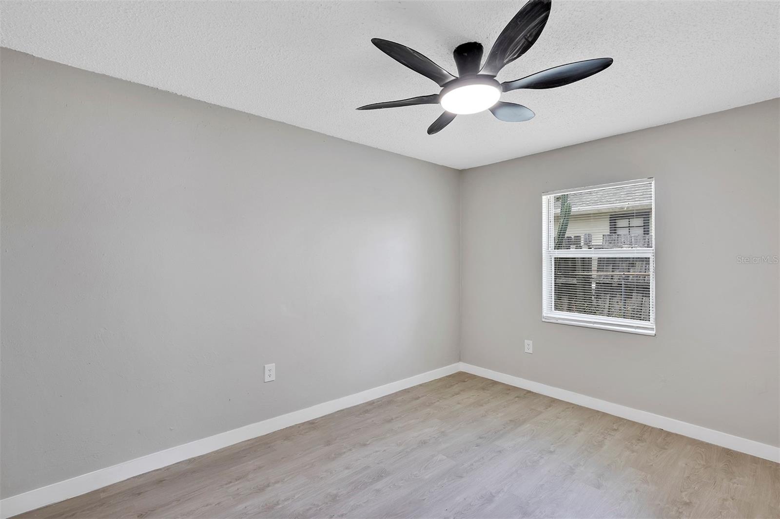 SEMINOLE LAKE ESTATES - Residential Lease