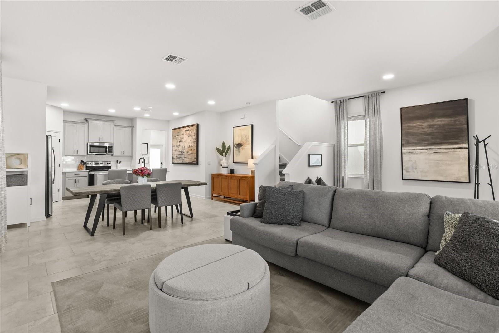 1724 CROSS PRAIRIE PARKWAY