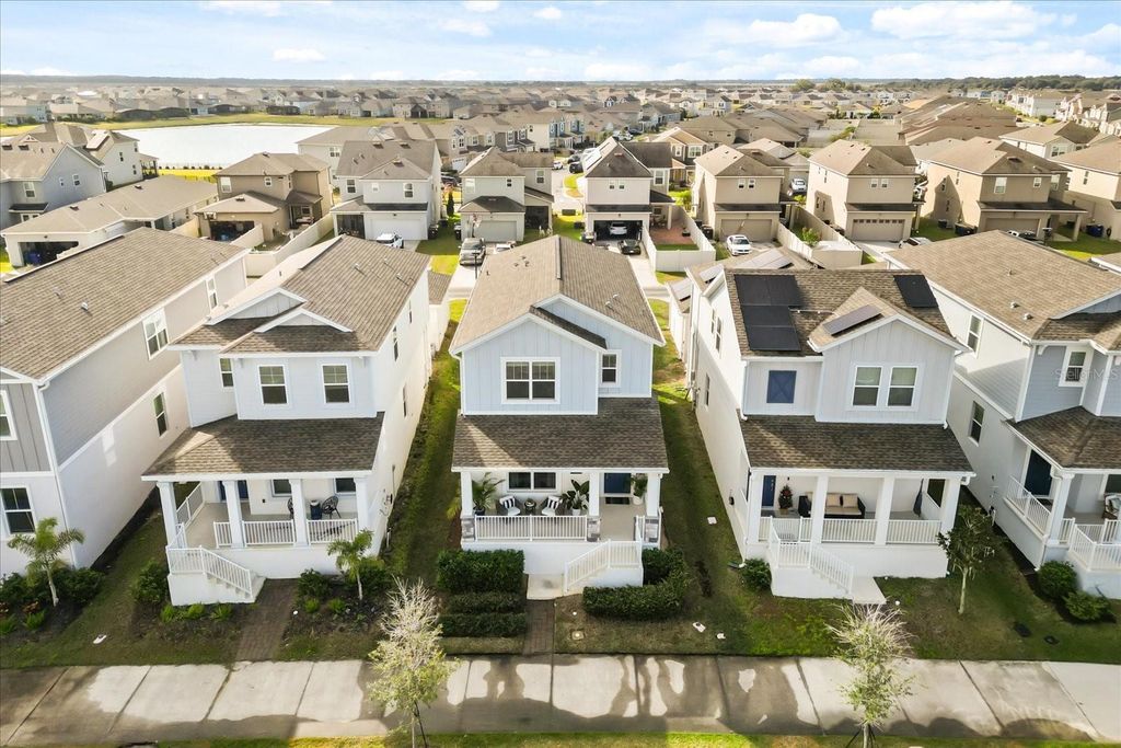 Photo of 1724 Cross Prairie Parkway, Kissimmee, FL 34744 (MLS # O6376465)