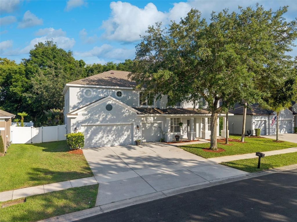 Photo of 7180 Winding Lake Circle, Oviedo, FL 32765 (MLS # O6404747)