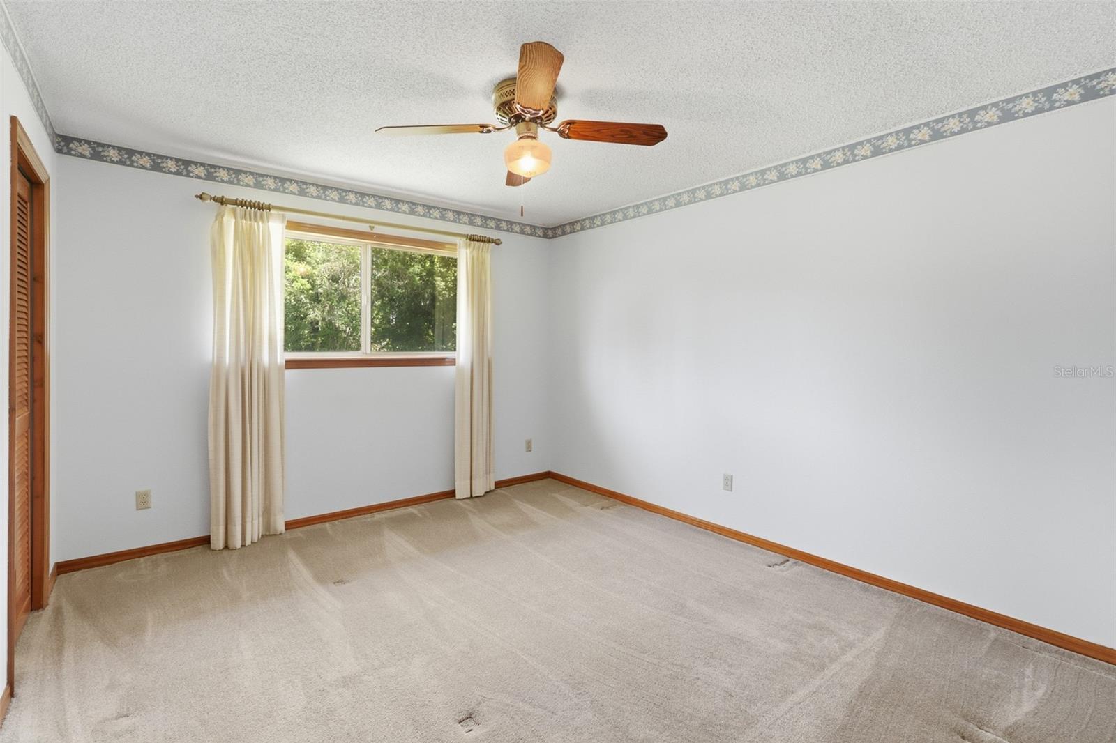 GLEN ABBEY - Residential