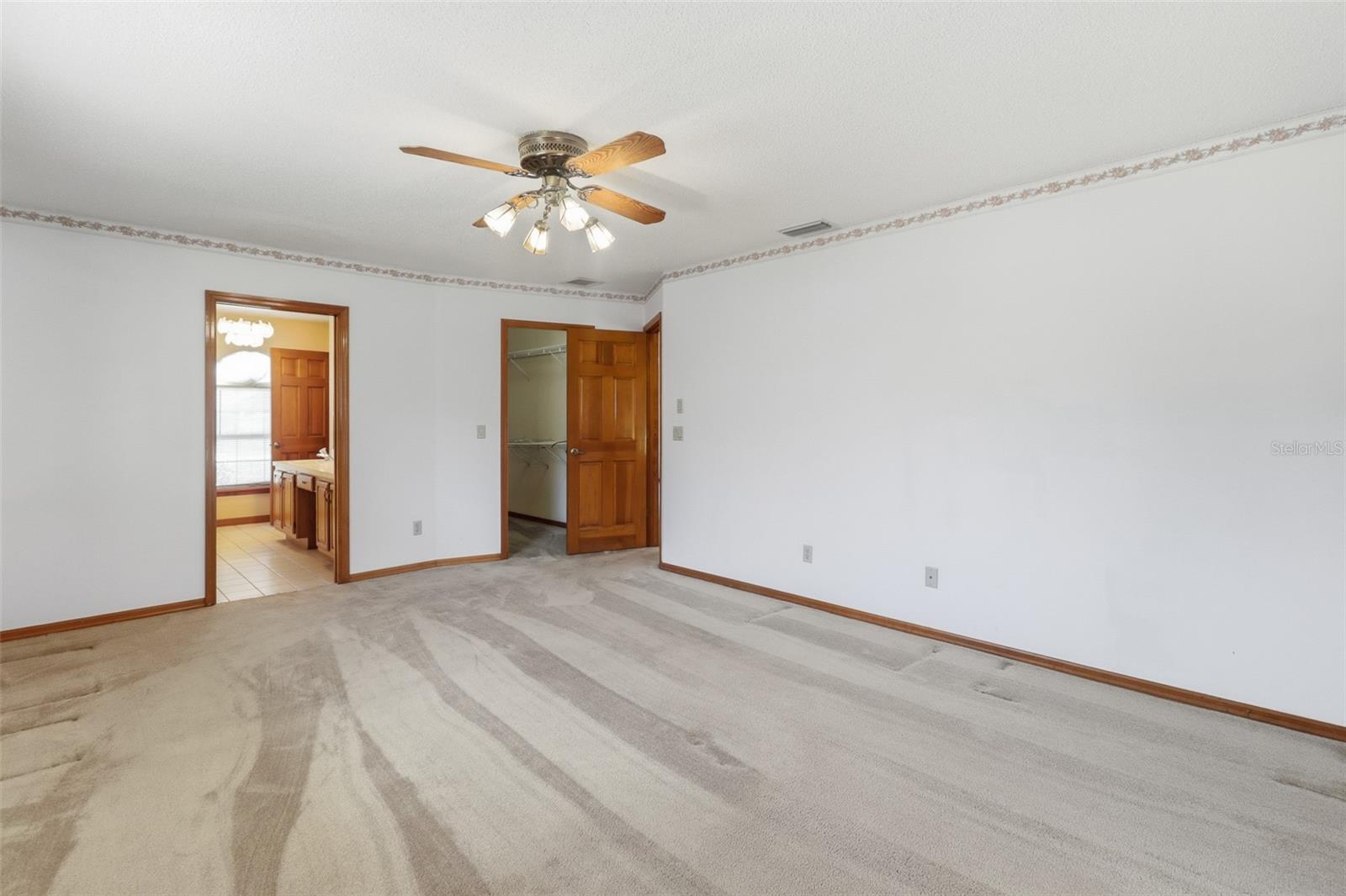GLEN ABBEY - Residential