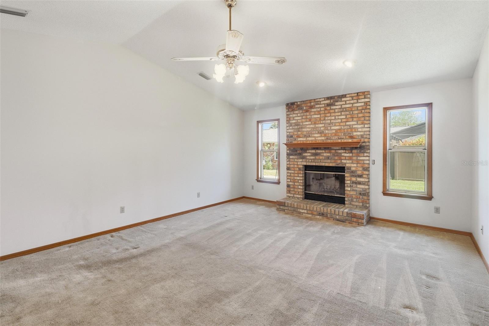 GLEN ABBEY - Residential