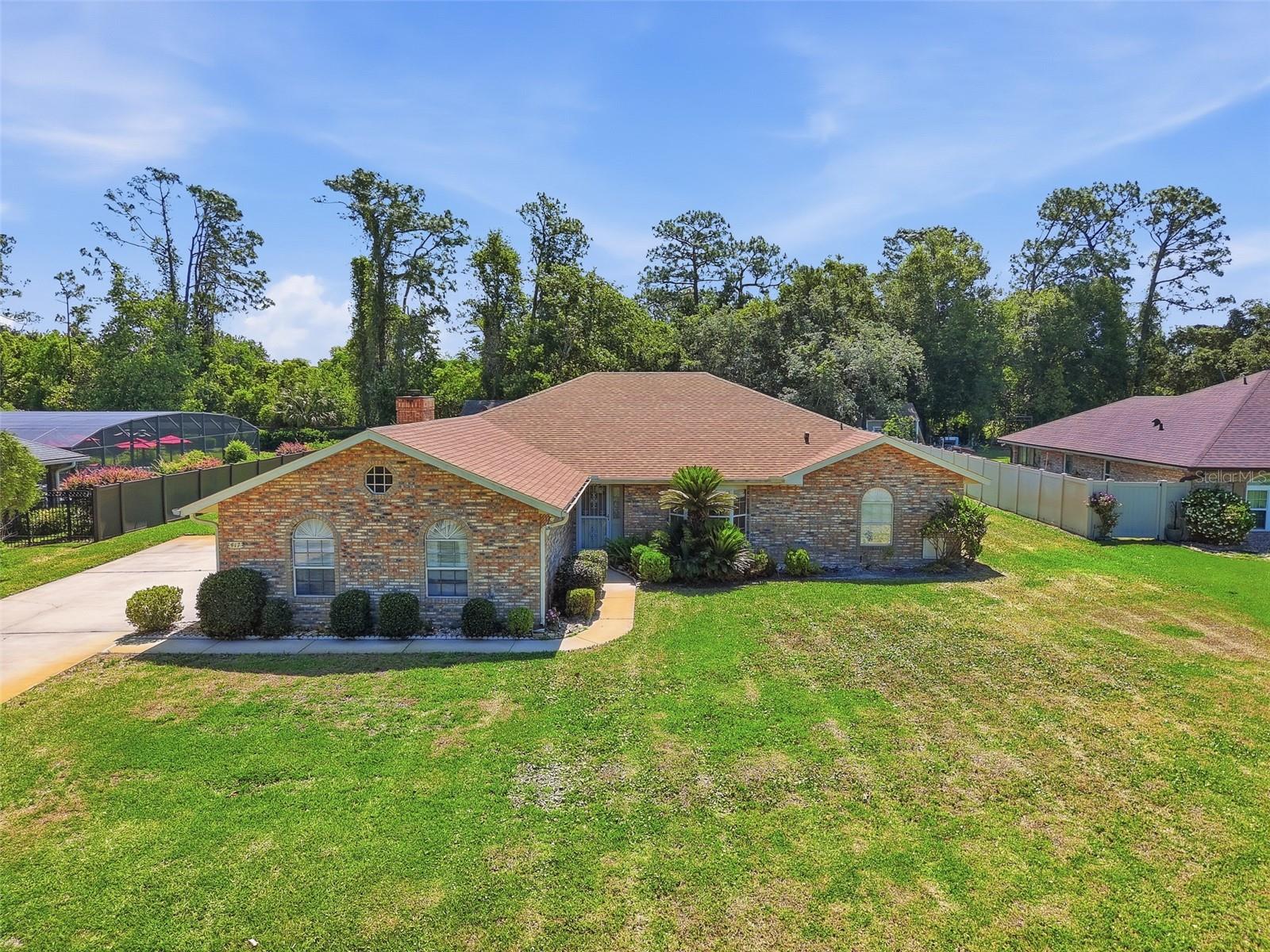 GLEN ABBEY - Residential