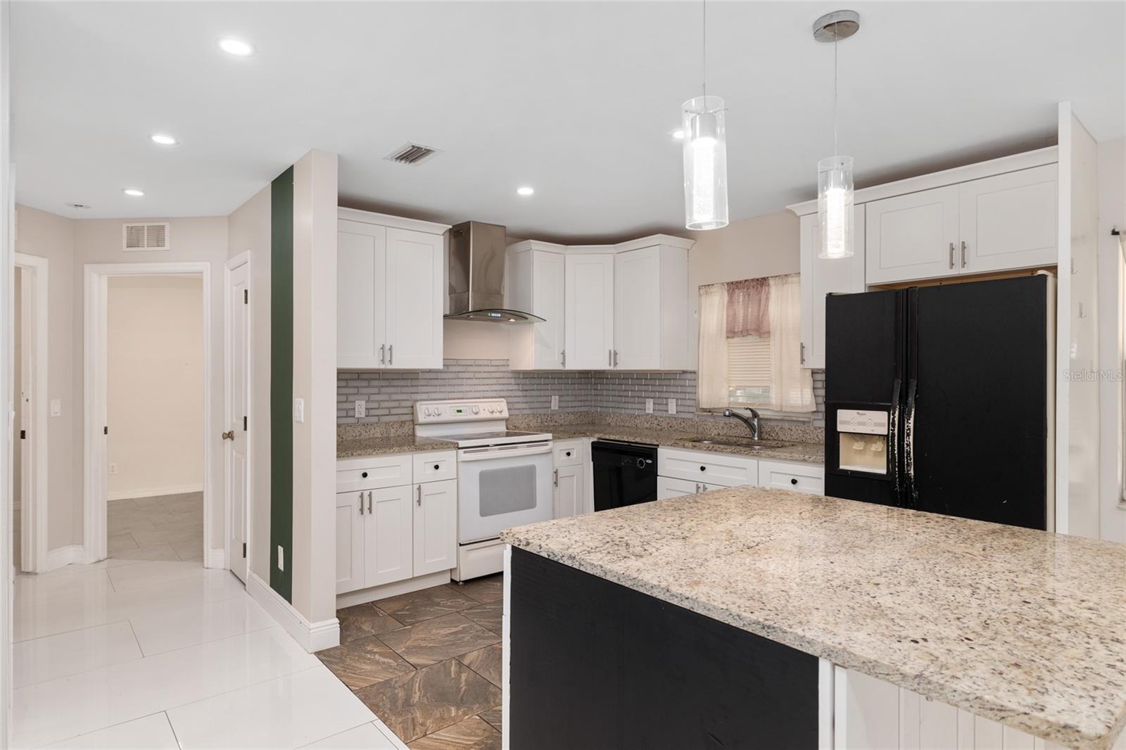 ACREAGE - Residential