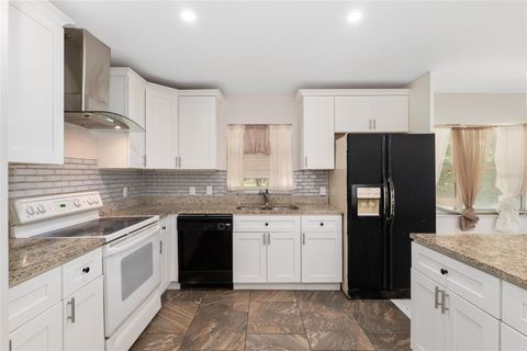 Tiny photo for 17611 Fl33, Groveland, FL 34736 (MLS # G5112710)
